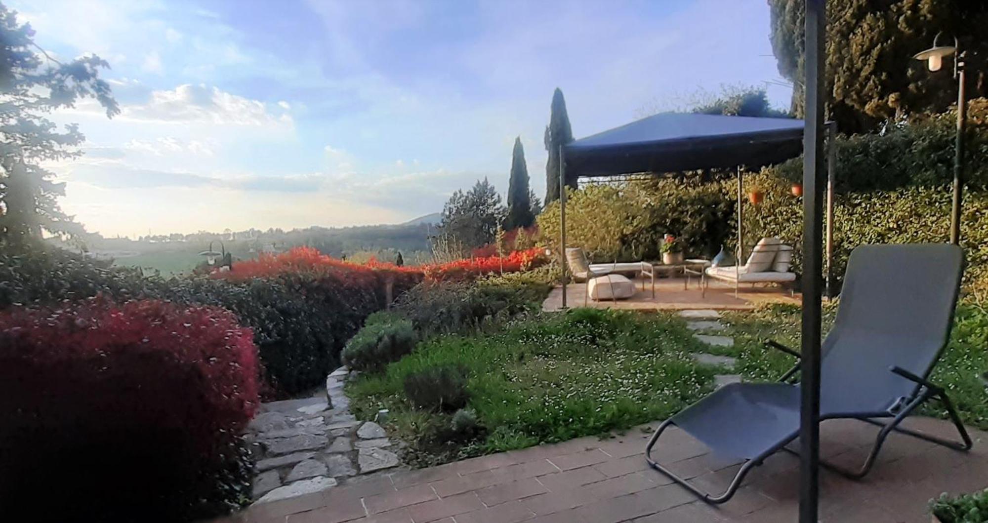 Bilocale In Strada Vestricciano Genna Con Giardino Privato Perugia Exterior foto